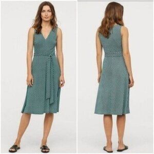 H&M | V-Neck Midi Stretch Dress Tie Belt Dark Green & White Lattice Pattern Sz M